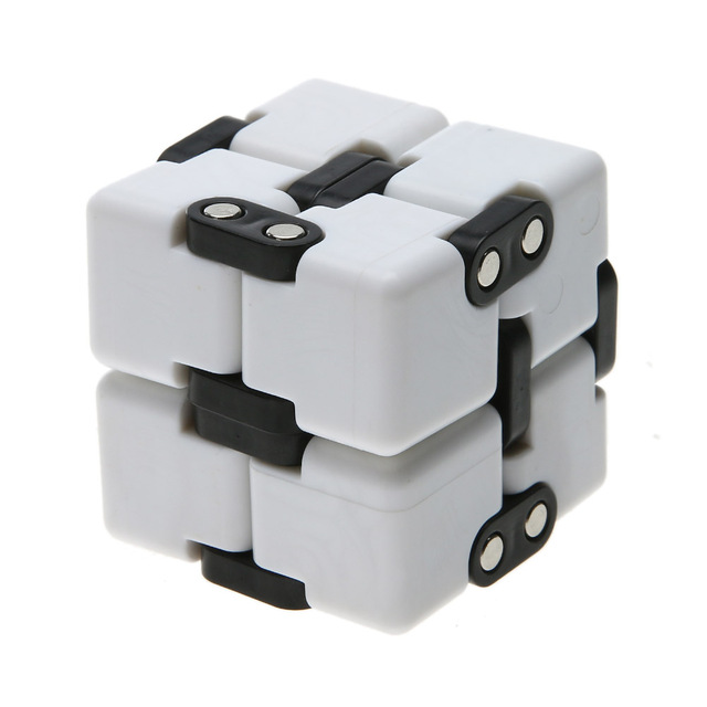 Infinity cube white plastic